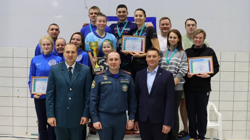 Полицейские Югры заняли 2 место в соревнованиях по плаванию, посвящённых 100-летию со Дня образования общества «Динамо»